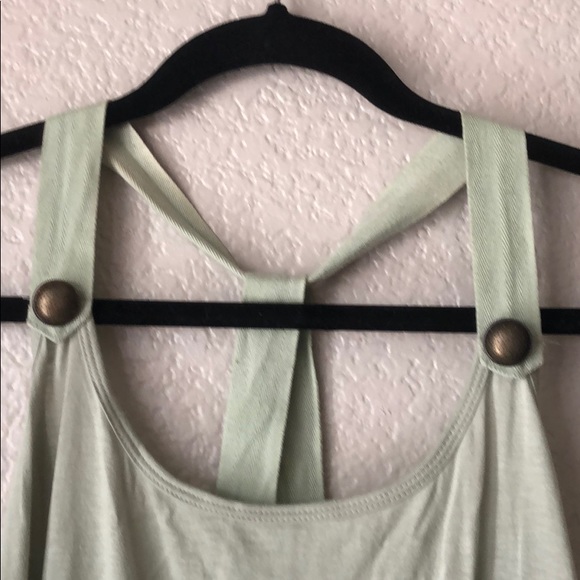 Daytrip mint green tank - Picture 2 of 5